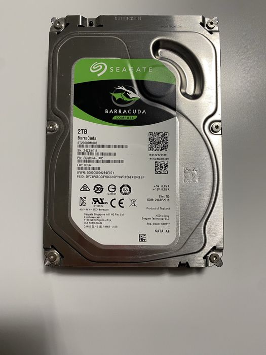 Vand HDD Baracuda de 2TB !