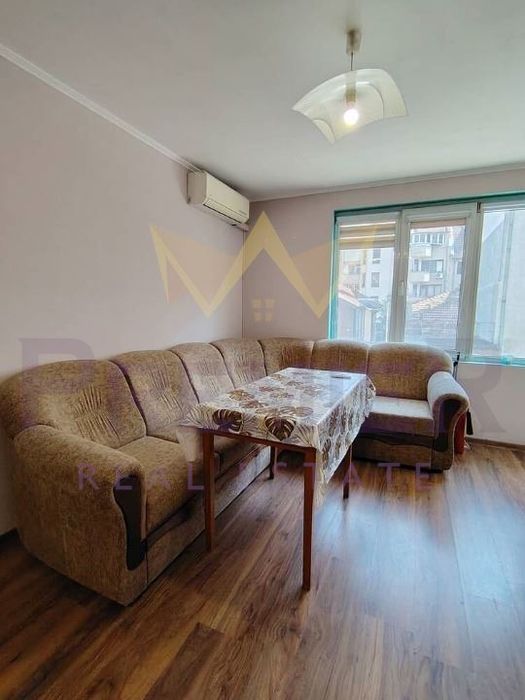 Дава се под наем Тристаен апартамент в Варна, Лятно кино Тракия - 78 кв.м за 612 € - Снимка #3