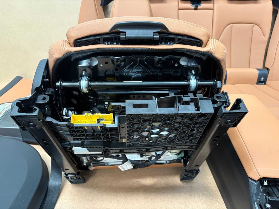 Салон БМВ Г20 Седан BMW G20