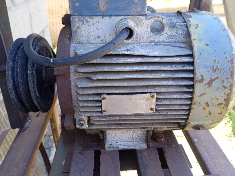 Электо двиготель