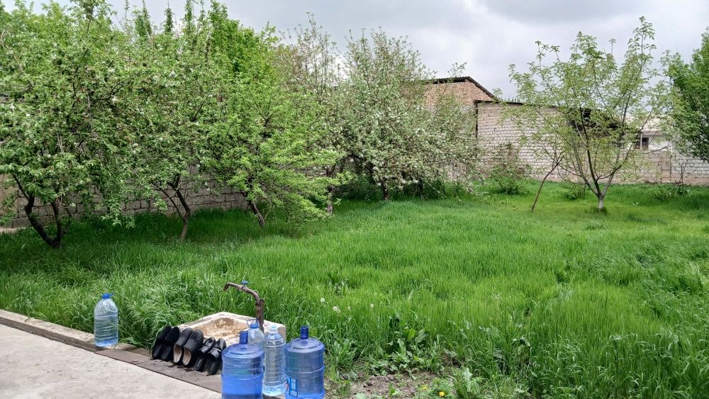 Sotiladi sergeli Bobur mahalla