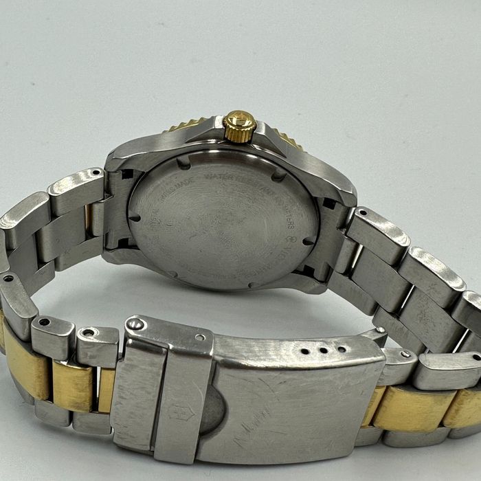 Amanet F28: Ceas Victorinox dama Maverick 241790