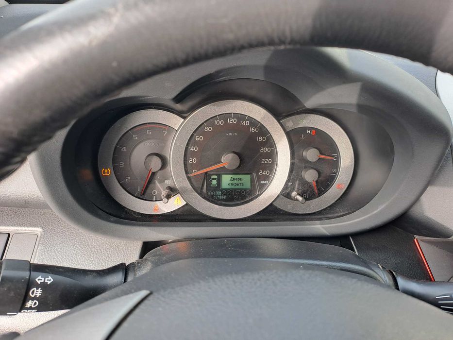 Тойота Рав 4 2.2 177кс