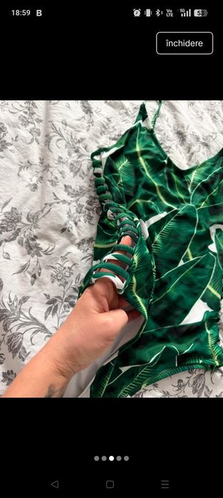 Costum de baie întreg, decupat în laterale, nou, print tropical frunze