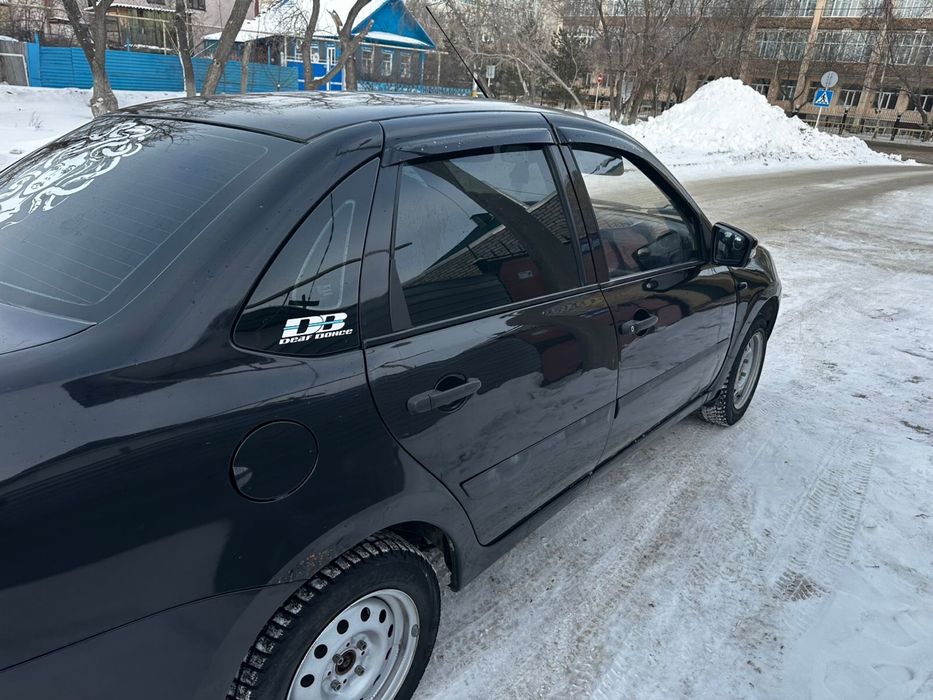 Продам машину лада гранта