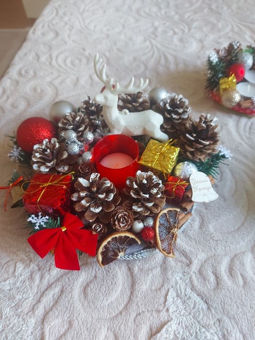 Коледни венци и свещници