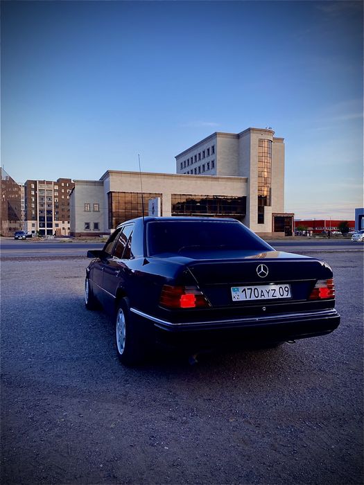 Продаю Mersedes e230