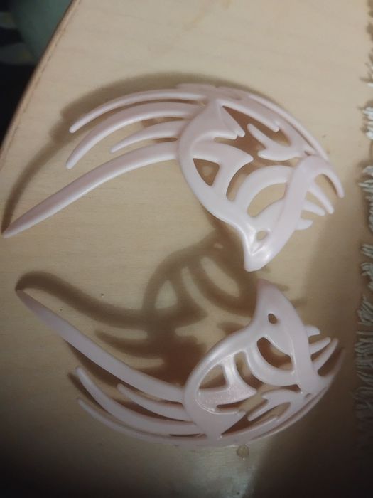 Monster High G1 Batsy Claro