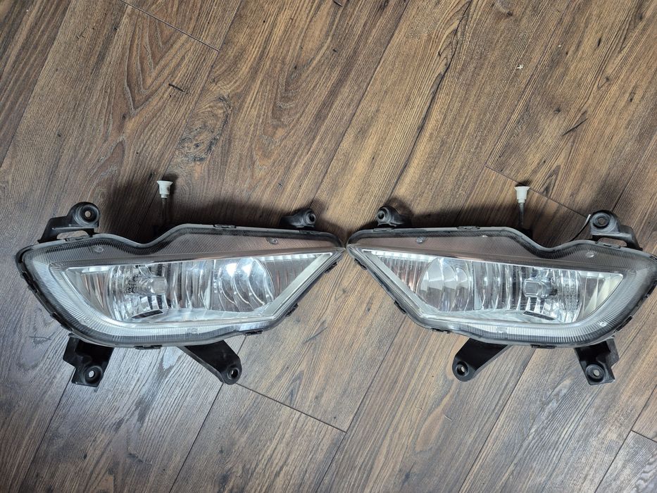 Халогени и преден капак за Хюндай и20. Модел от 2014 до 2019 г.