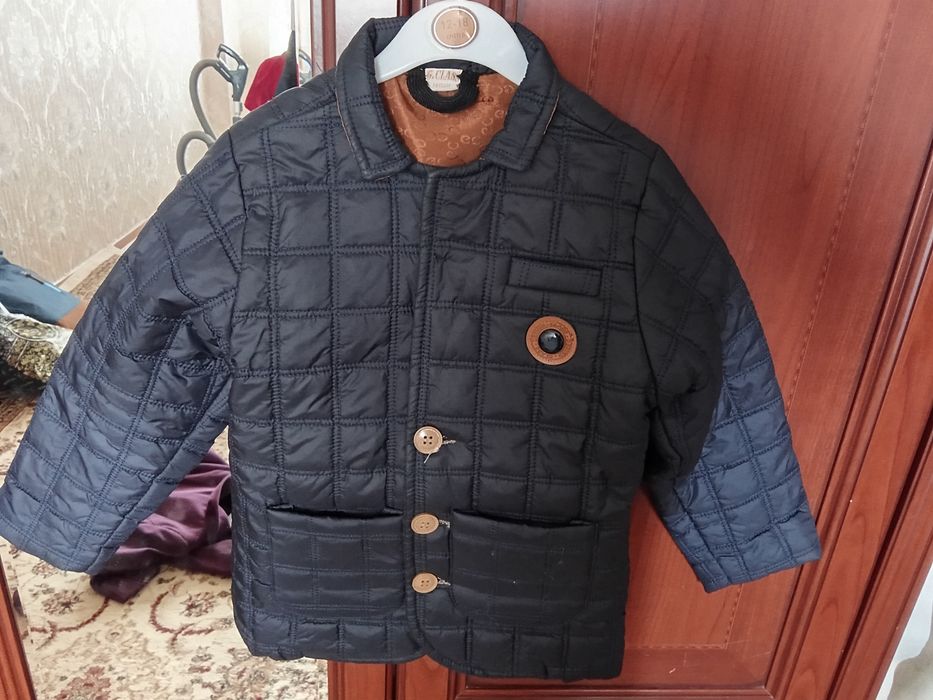 Куртка,Дубленка,Ветровка 1000тг