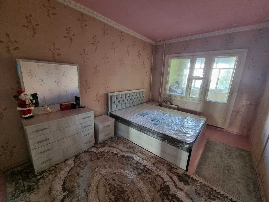 Продаю 4+1 комнатную квартиру.