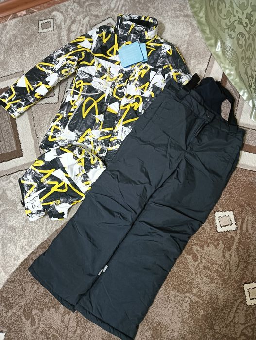 Кыскы камбинизон капешонымен