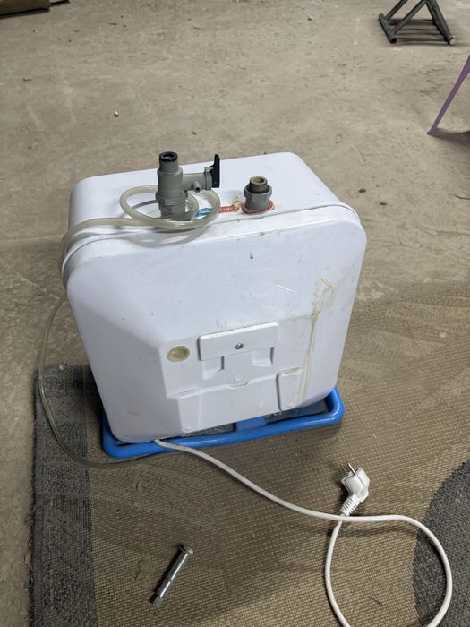 Арестон продается