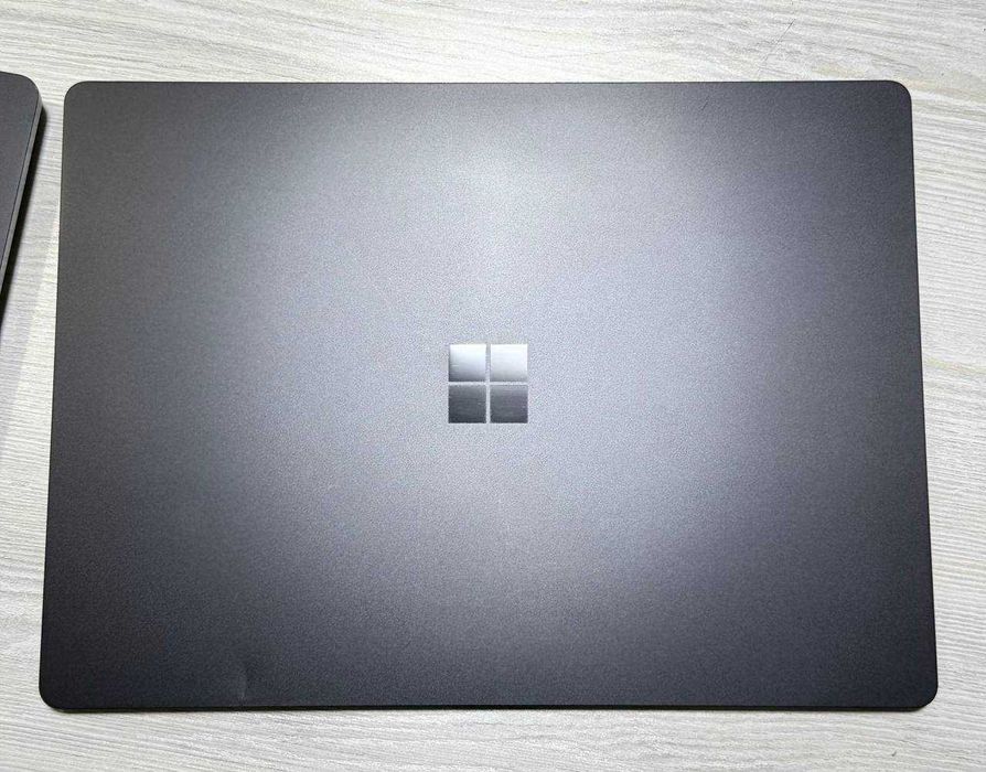 Microsoft Surface 4 BLACK 13.5 2K IPS Sensor I5-1145G7 16GB/256GB NVMe