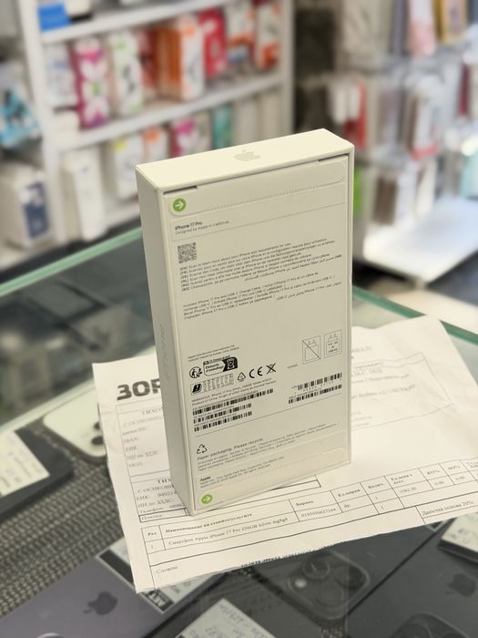 Apple iPhone 17 Pro 256GB Silver Чисто Нов