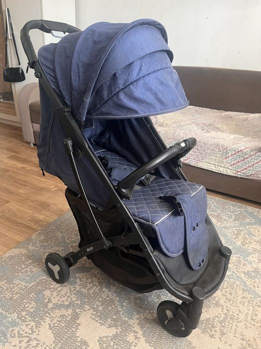 Продам коляску в хорошем состоянии