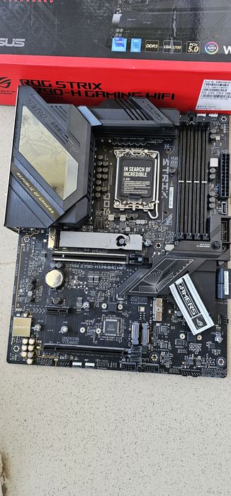 Placa de baza Asus Rog Strix  Z790-H  Gaming WiFi