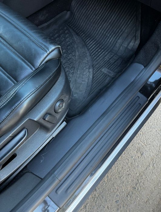 Set Ornamente protectie interior, praguri, covor Dacia Sandero 3 MK3