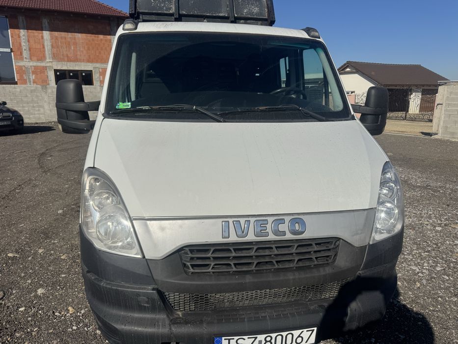 Iveco basculabil cu 7 locuri