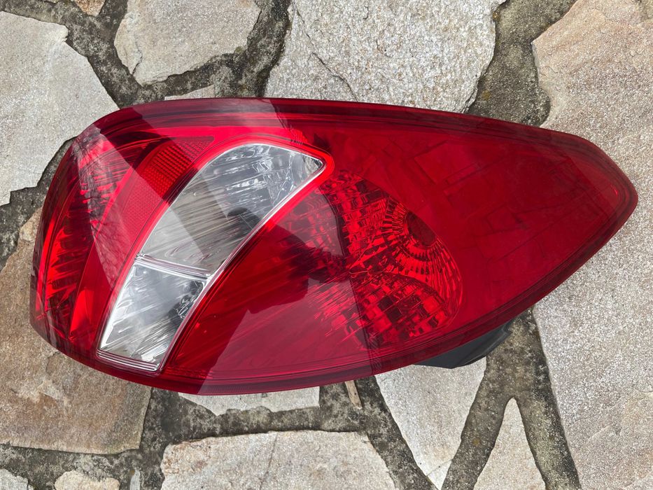 фар и стоп Hyundai i20  Хюндай i20 -2012г