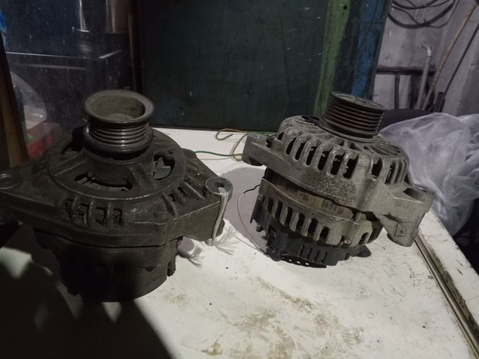 Продам два генератора за 50000