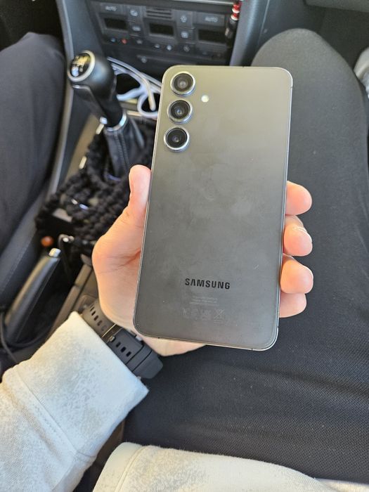 Vând Samsung S 24 Plus!