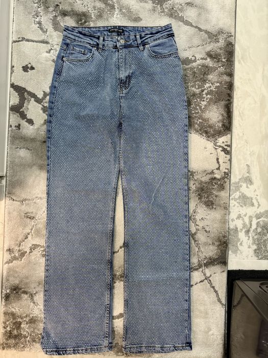 Дамски дънки с камъни