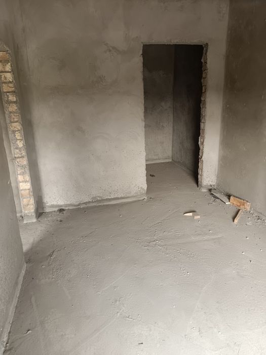 Без ремонт 2 хоналик квартира сотилади 2x