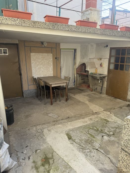 Топ цена-Етаж от къща, гр. Ямбол Център