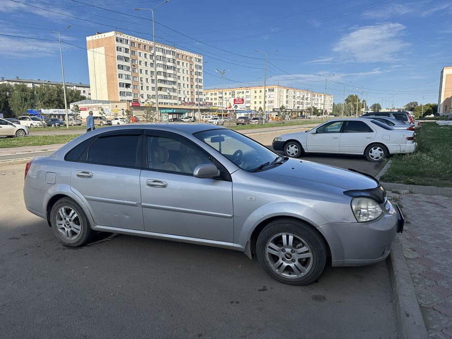 Продам автомобиль Chevrolet Lacetti