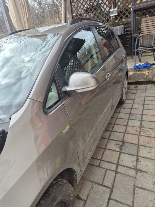 Dezmembrez vw golf 6 plus 2013