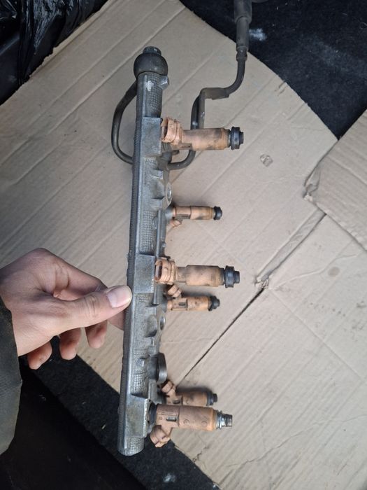 Продам форсунки от камри 35