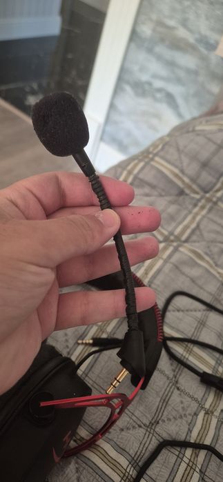 Продам hyperx cloud alfa