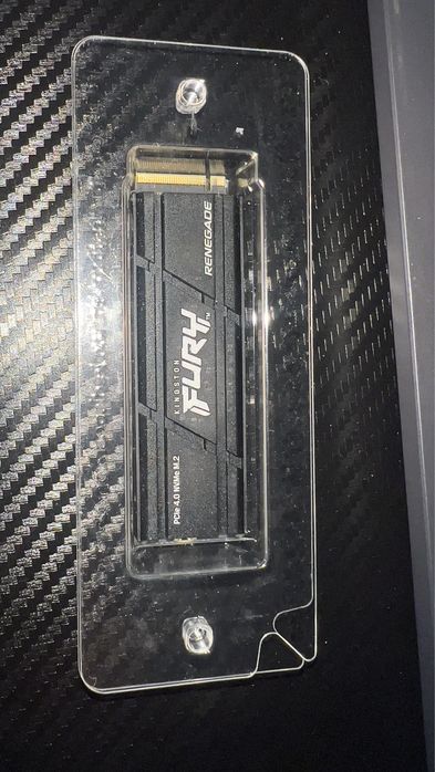 Жесткий диск nvme kingston renegade