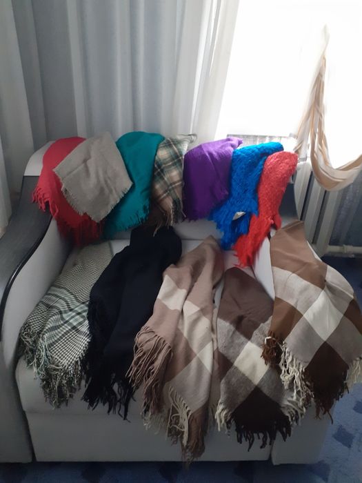 Платки шерстяные