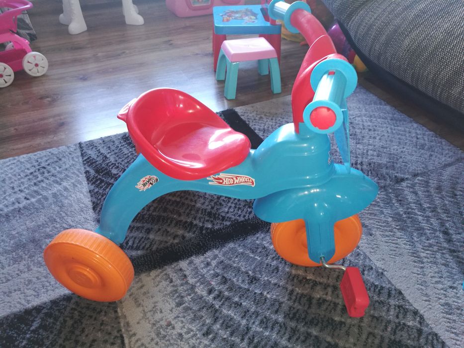 Bicicleta copii din plastic calitativ