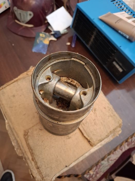 Set 4 pistoane Dacia 1300 / Renault 12 – NOS (noi, vechi de stoc).