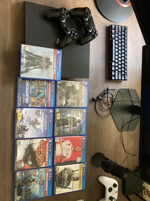 PlayStation 4 Pro 1 ТБ