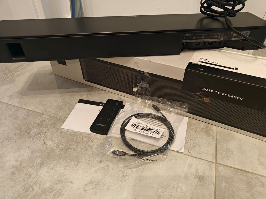 Soundbar BOSE TV Speaker, 2.0, Bluetooth negru,nou .