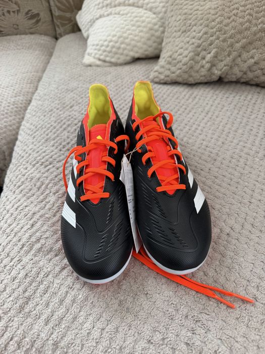 Adidas predator league