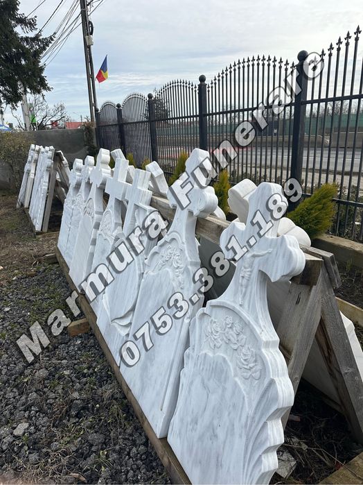 Cruce Marmură Mozaic Granit , Mozaic Ornamental Lucrari Funerafe