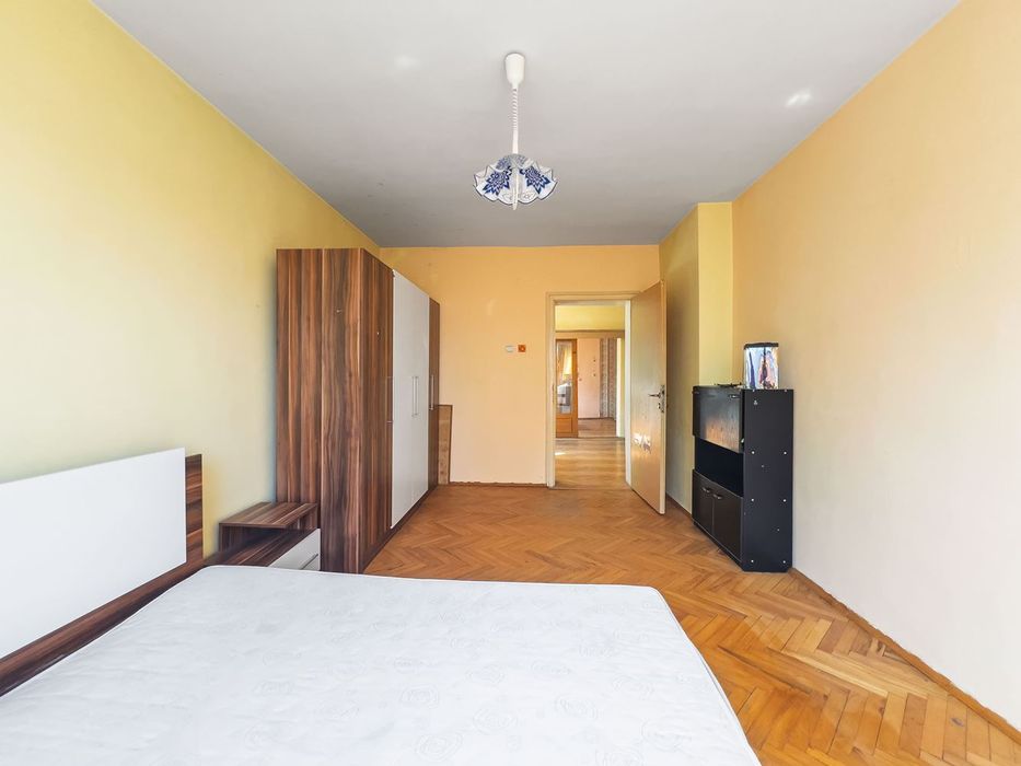 3-стаен в Плевен-Център площ 90 цена 100000