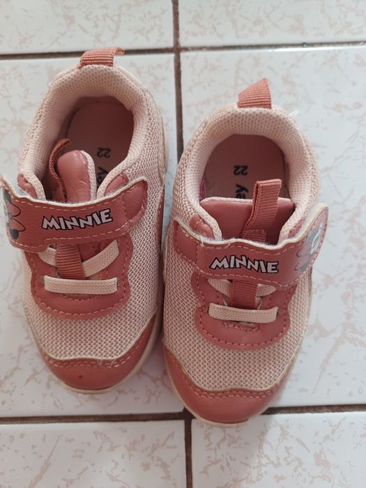 Детски обувки и сандали