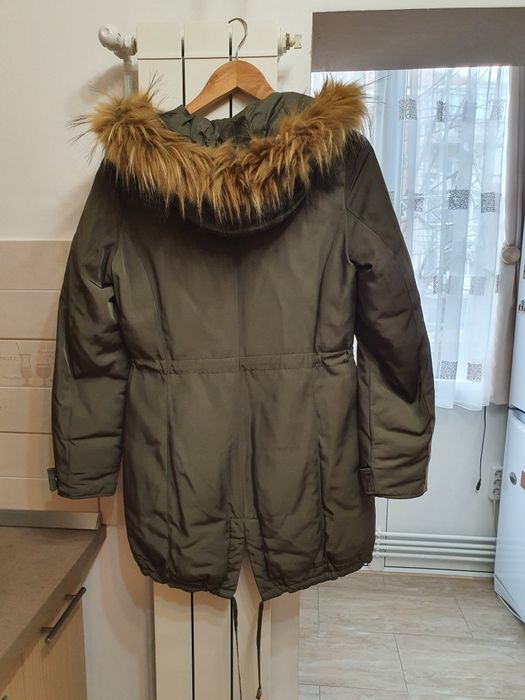 Geaca cu puf impecabila