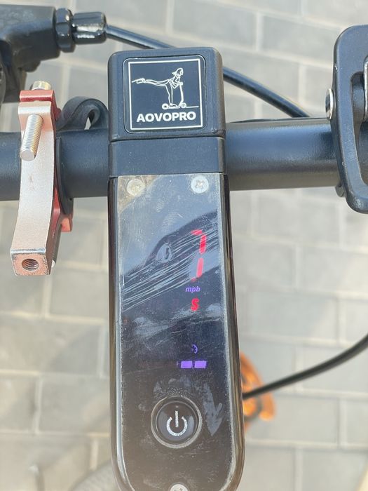 Электросамокат AOVO ES Max