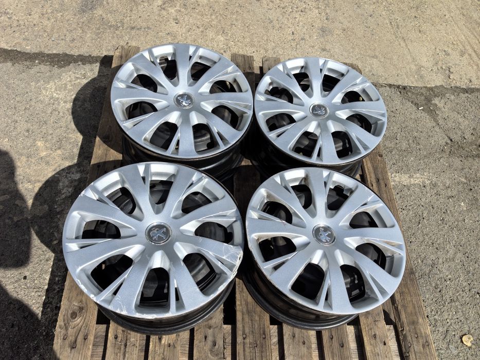 15 цола 4 х 108 мм Пежо 208 / Ситроен Ц3 - 6 инча / ЕТ 23