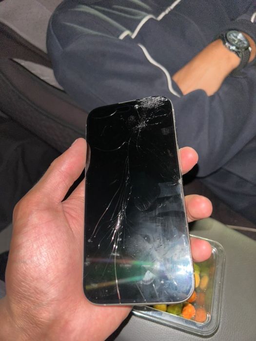 iphone 15pro с каробкой