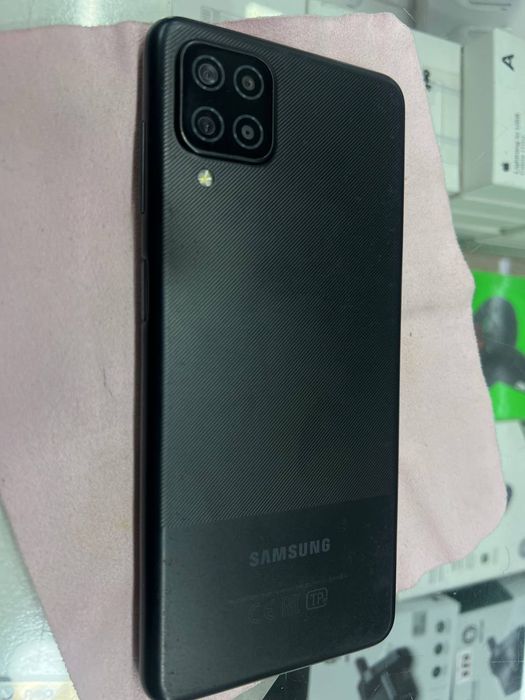 Samsung galaxy A12