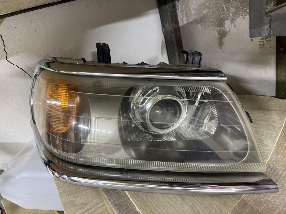 Фары montero sport