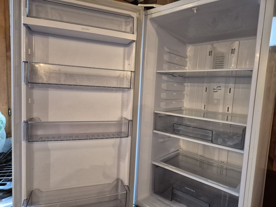 Хладилник Daewoo